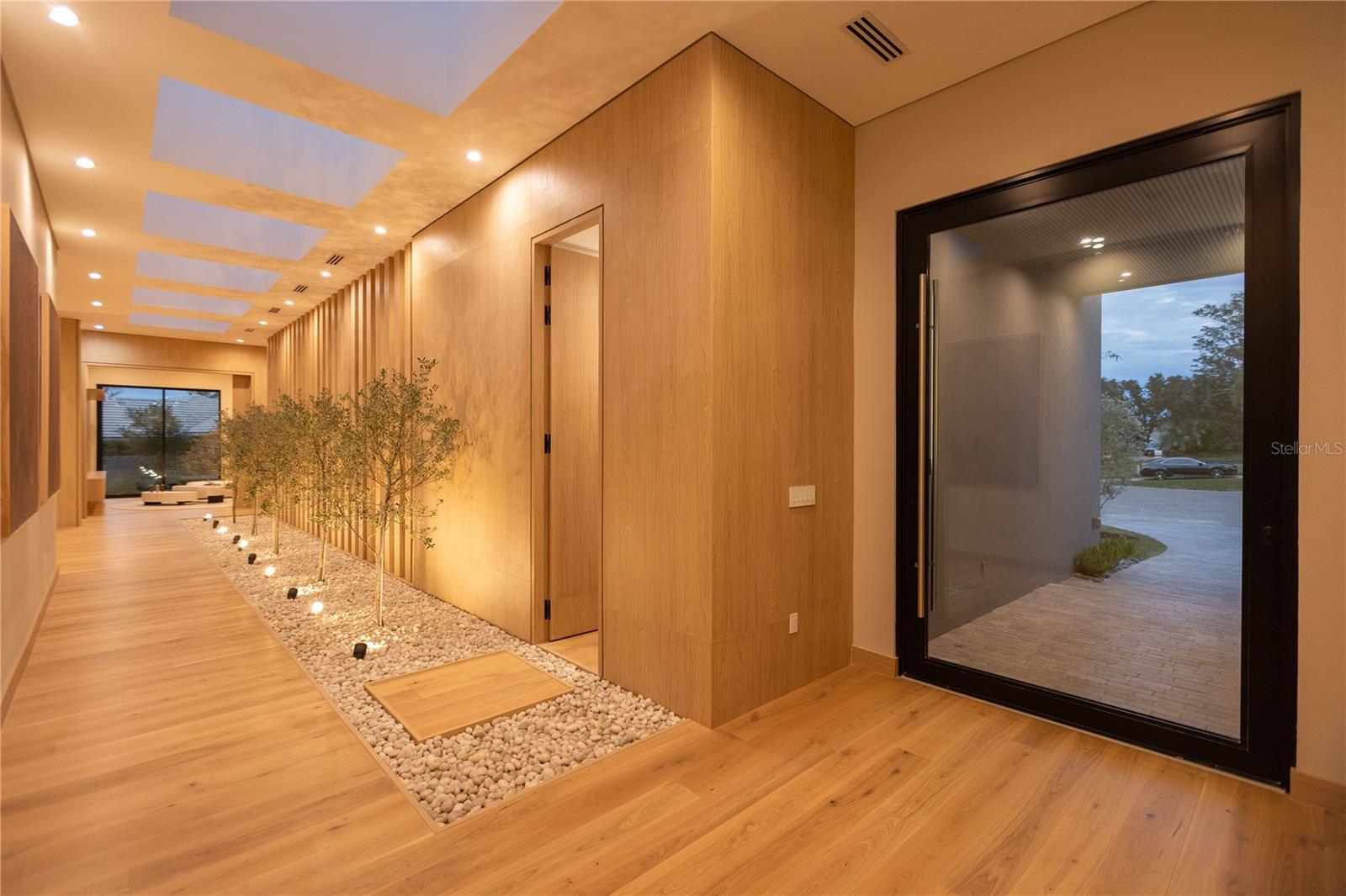 O6351771 Property Photo