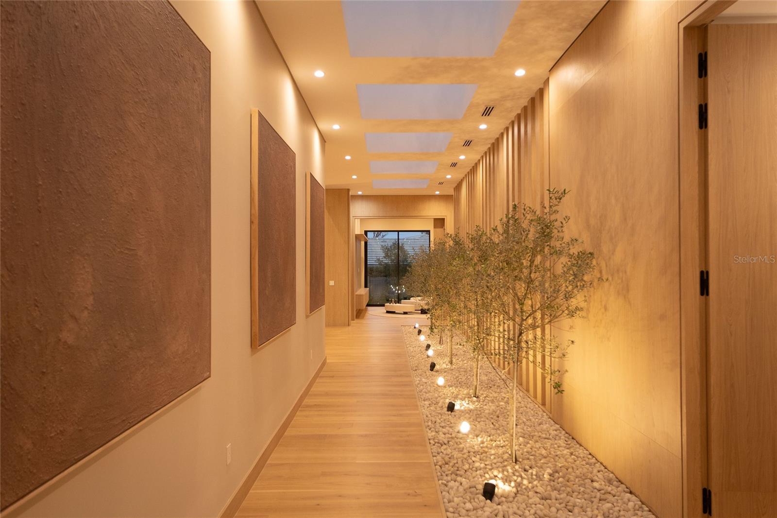 O6351771 Property Photo