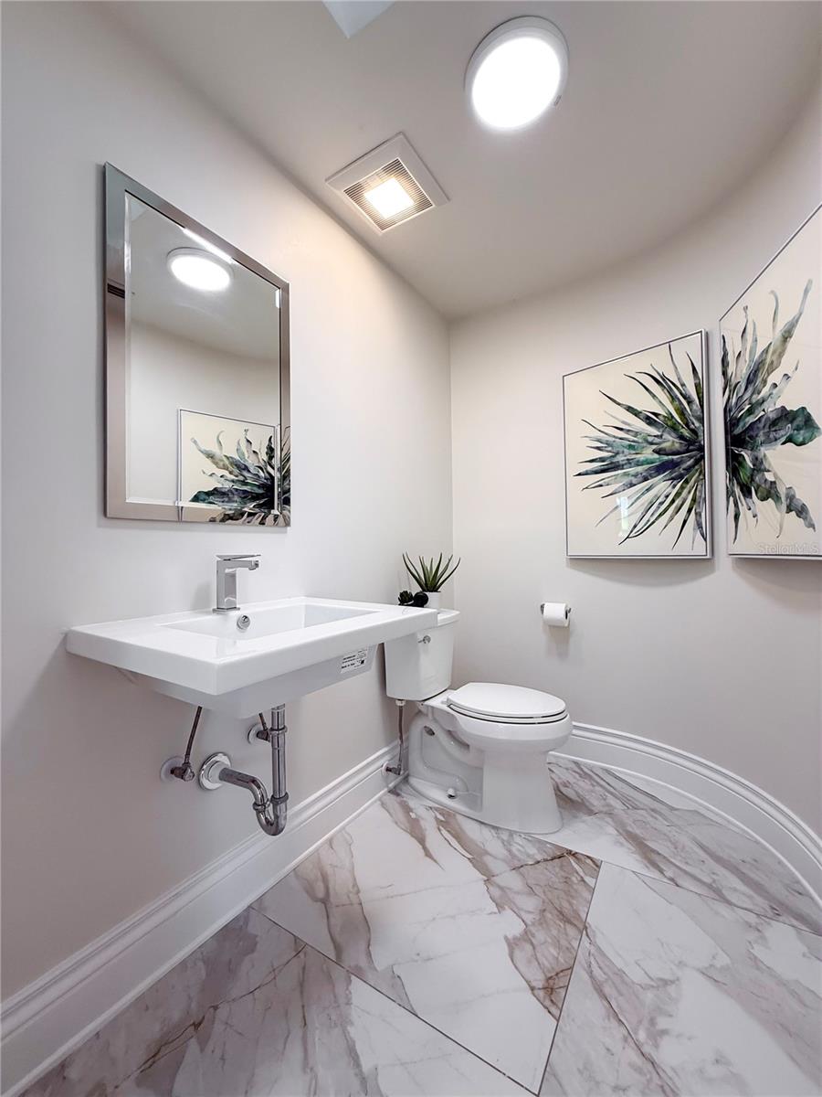 TB8436973 Property Photo