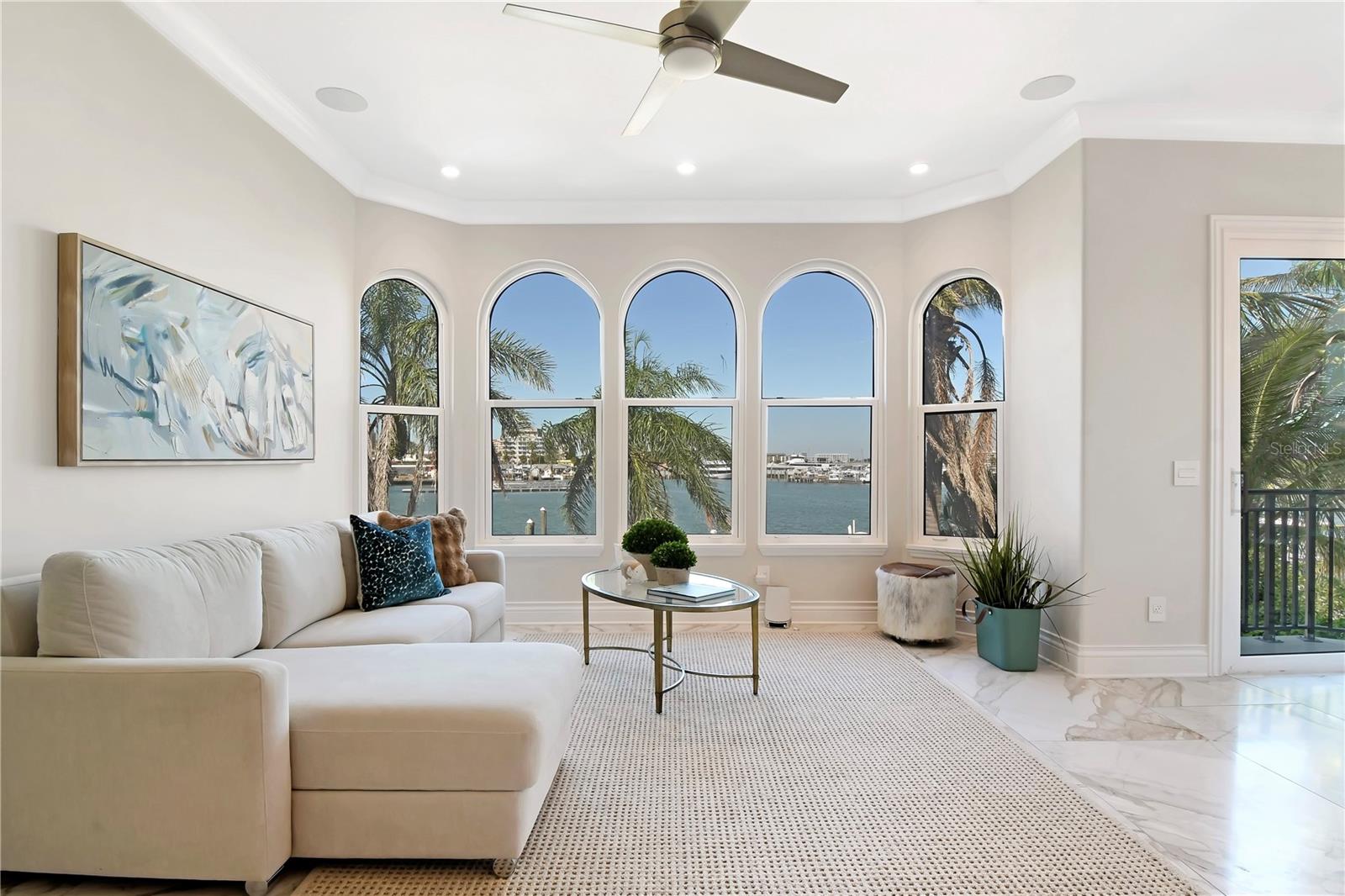 TB8436973 Property Photo