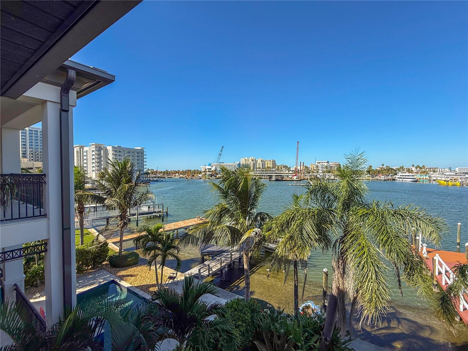 TB8436973 Property Photo