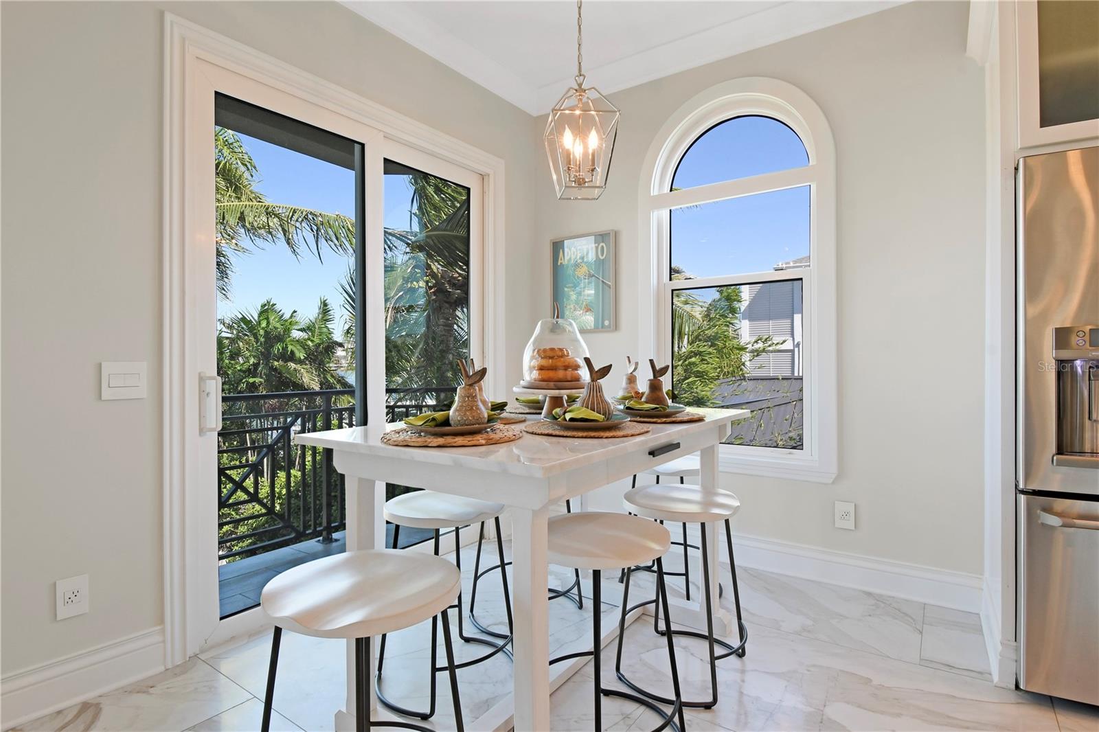 TB8436973 Property Photo