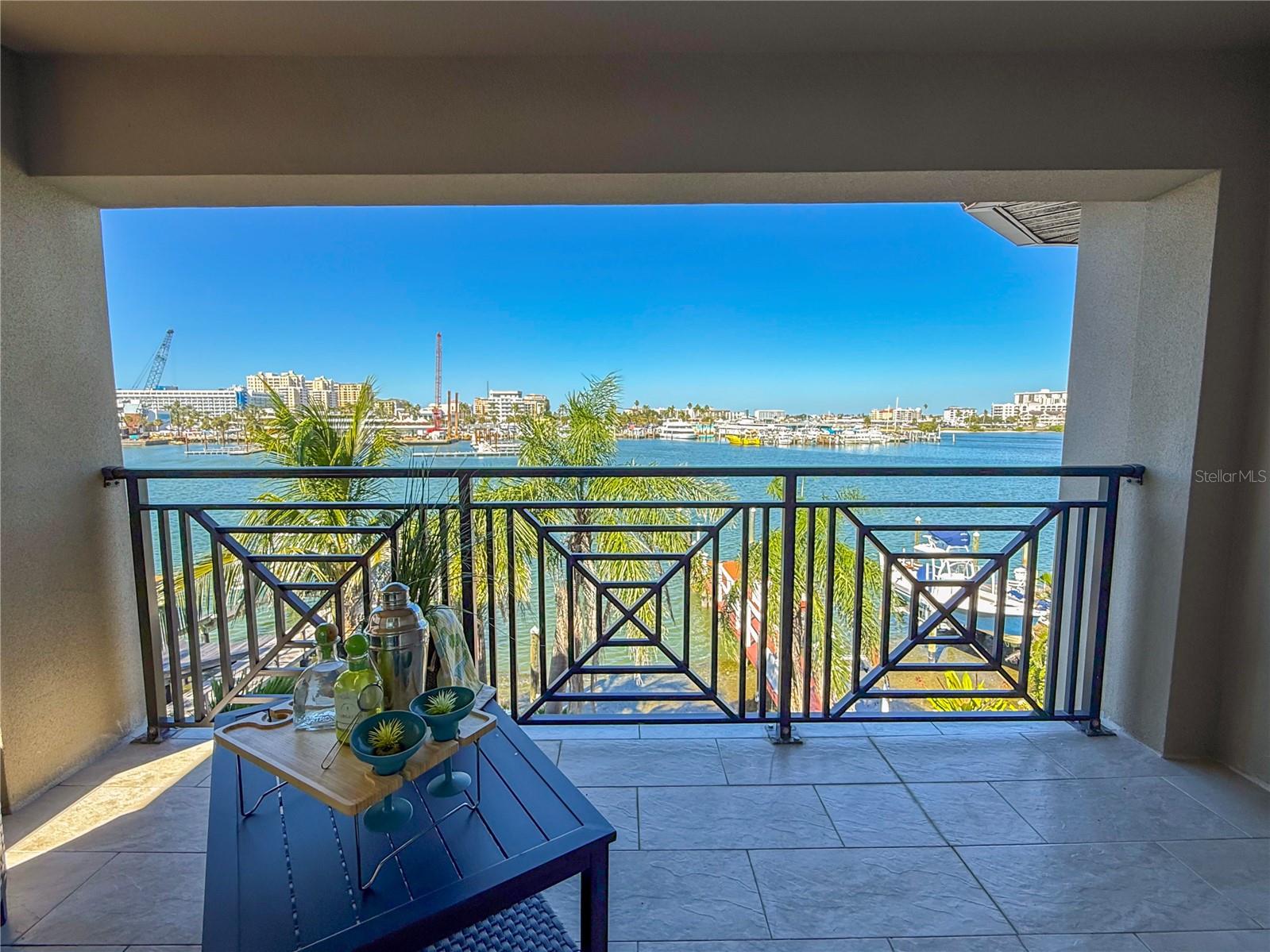 TB8436973 Property Photo