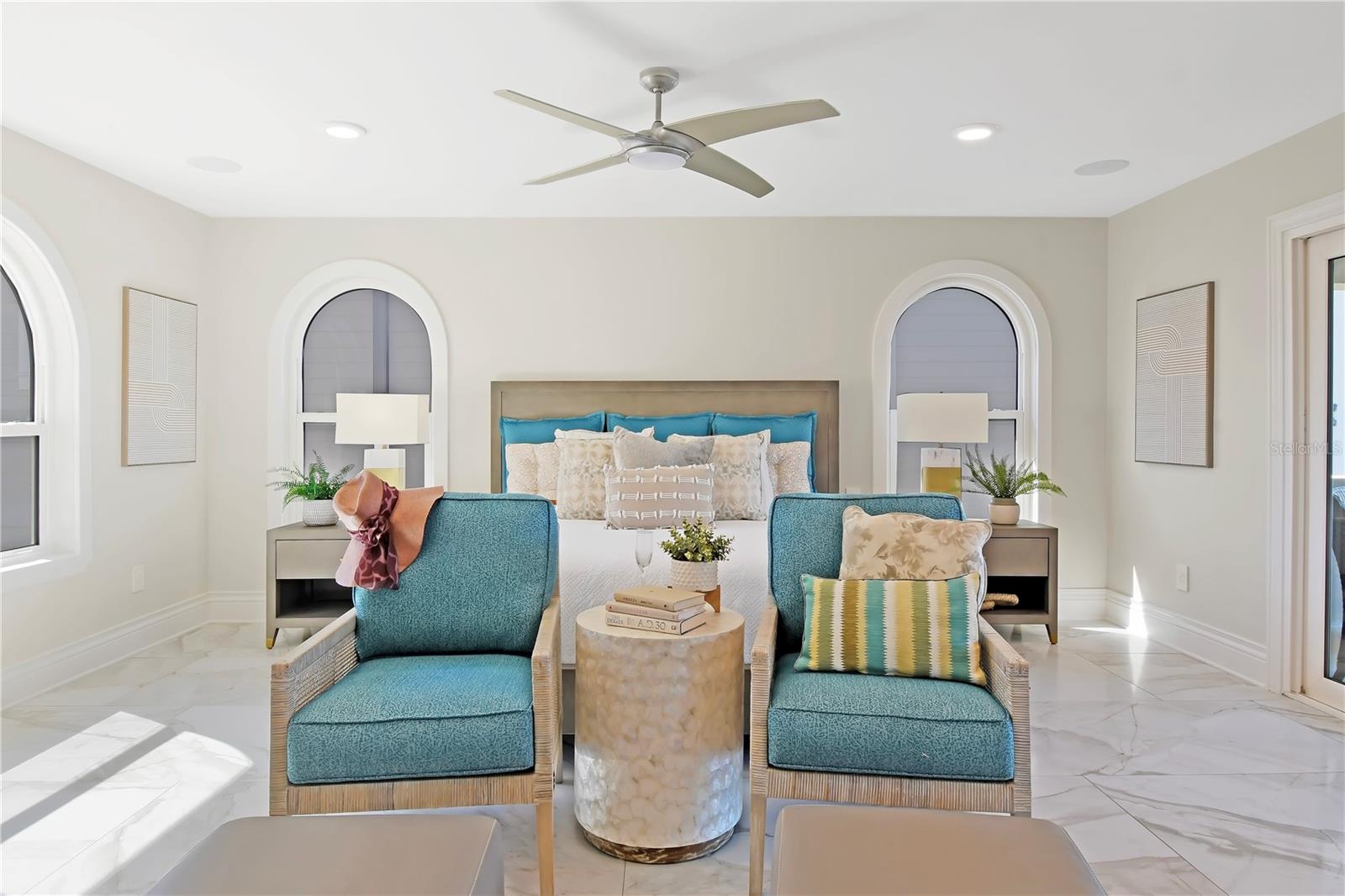 TB8436973 Property Photo