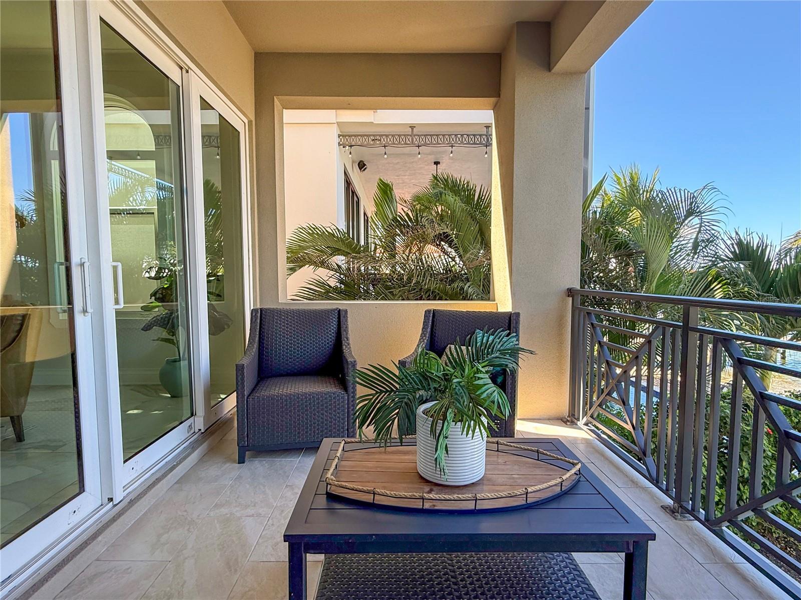 TB8436973 Property Photo