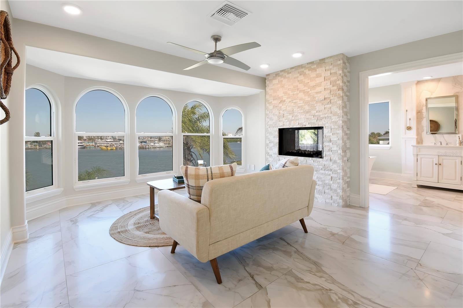 TB8436973 Property Photo