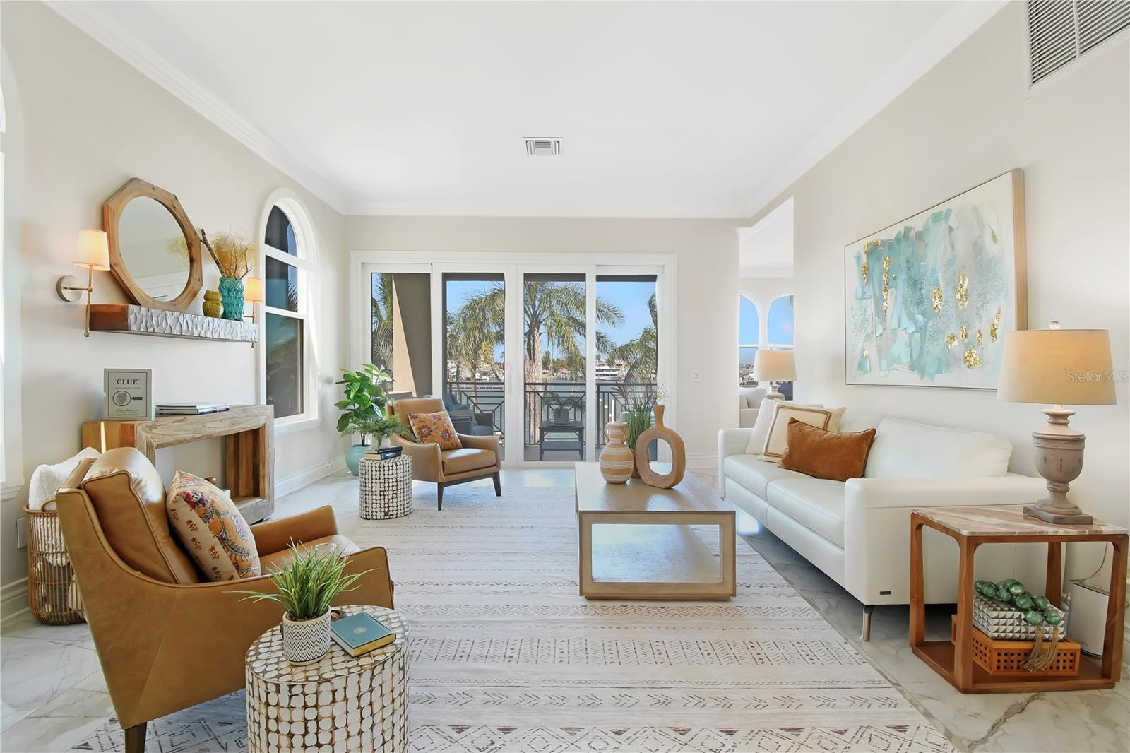 TB8436973 Property Photo