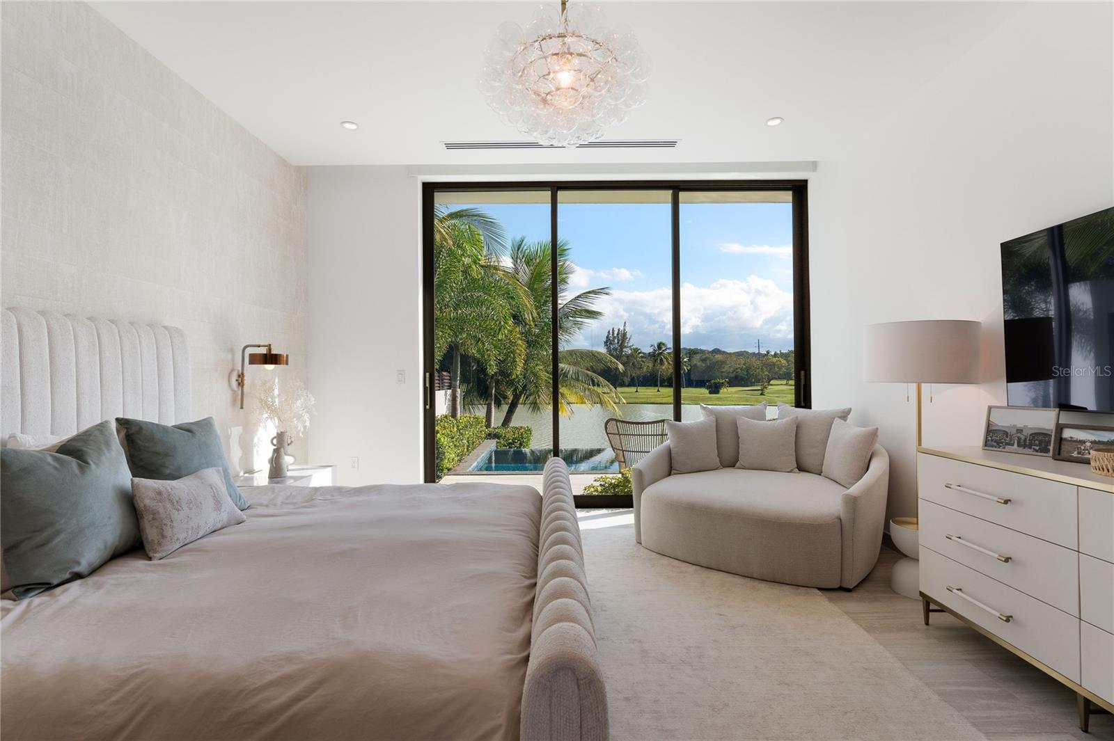 PR9116659 Property Photo