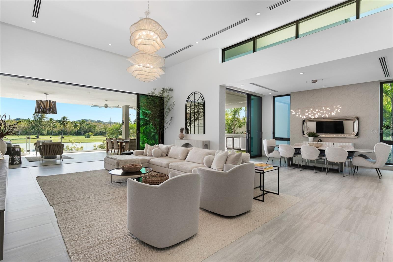 PR9116659 Property Photo