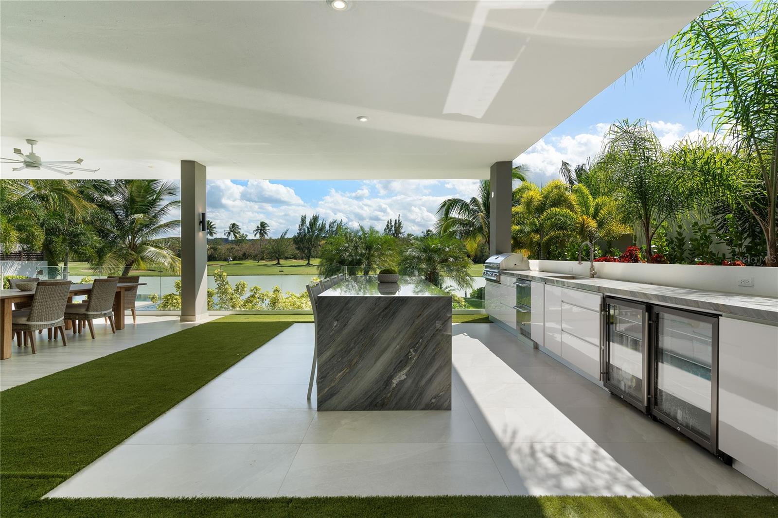 PR9116659 Property Photo