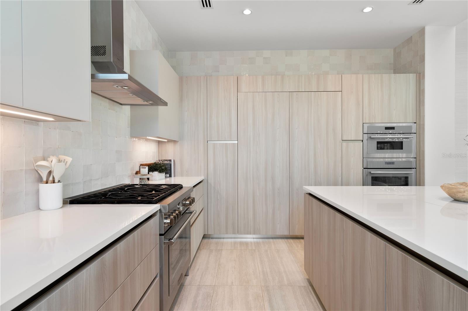 PR9116659 Property Photo