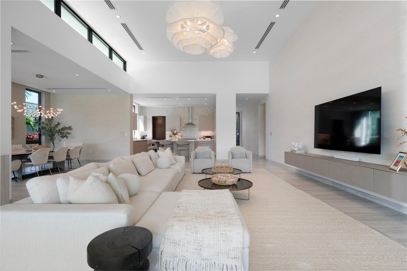 PR9116659 Property Photo