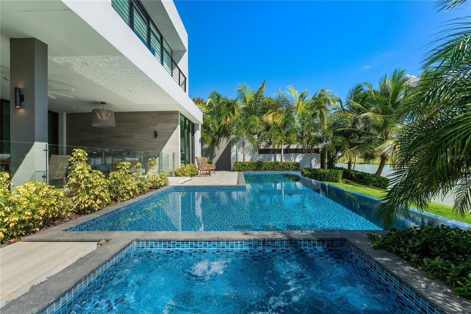 PR9116659 Property Photo