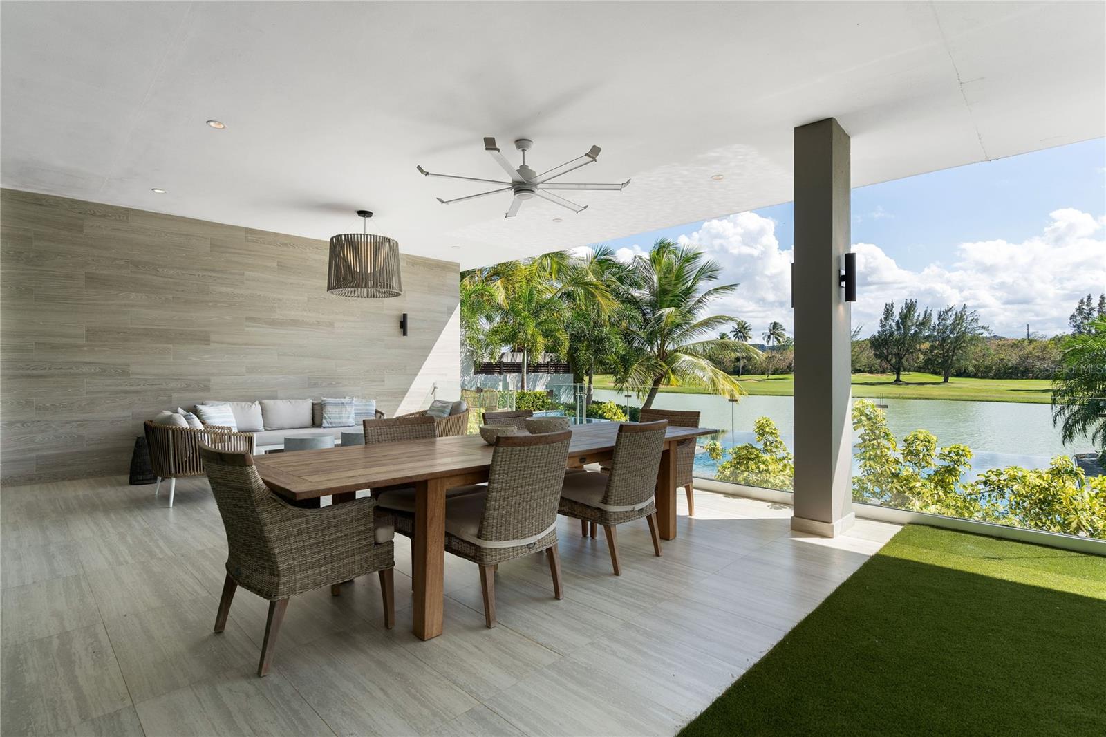 PR9116659 Property Photo