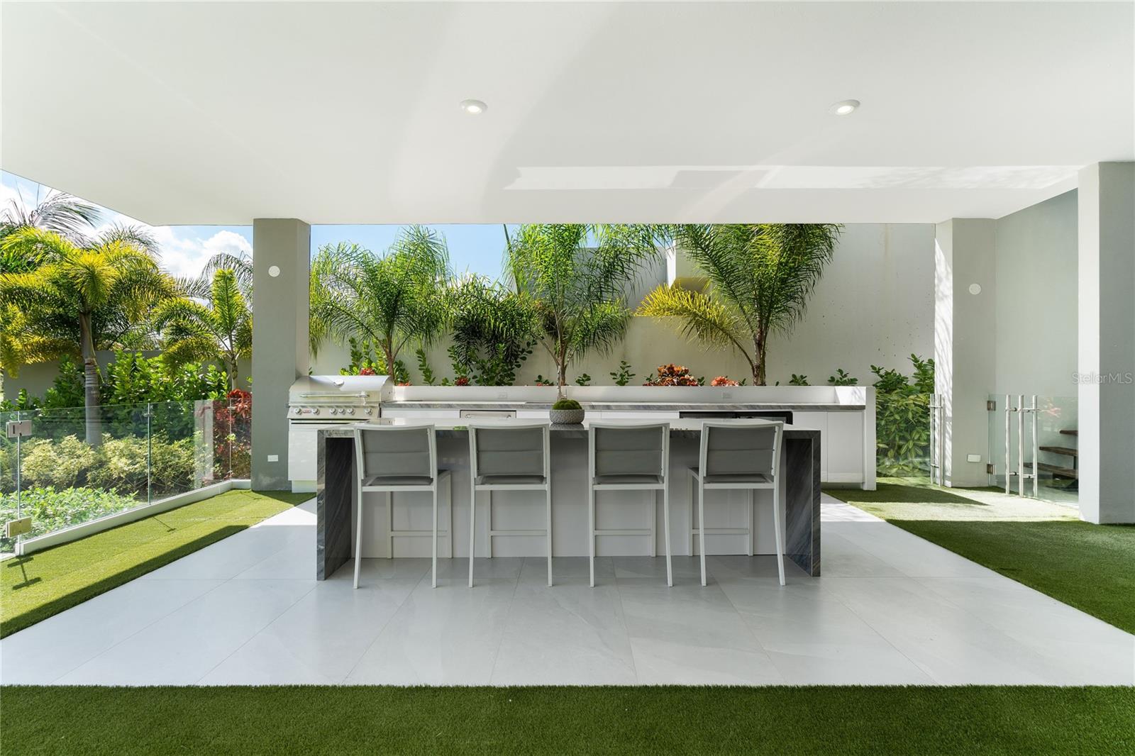 PR9116659 Property Photo