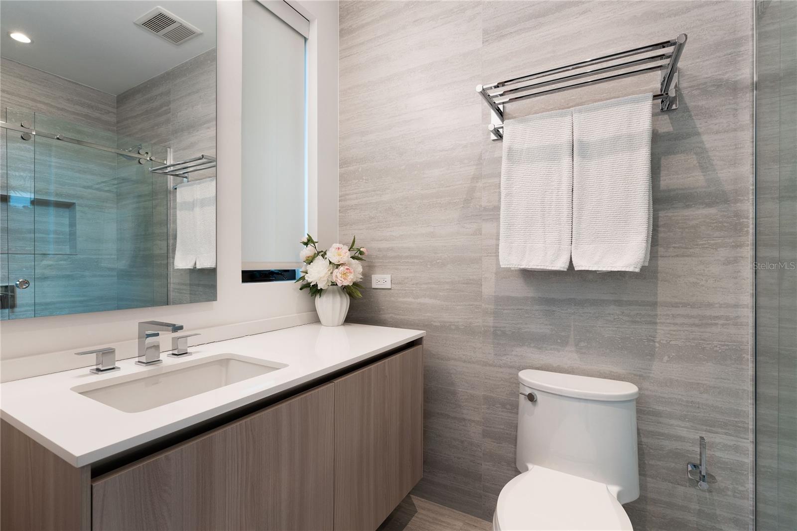 PR9116659 Property Photo