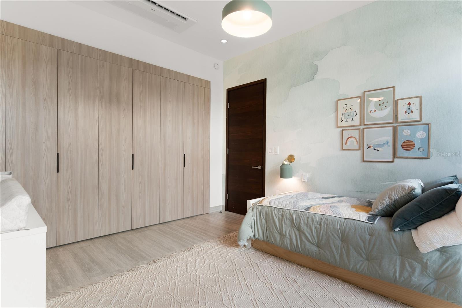 PR9116659 Property Photo