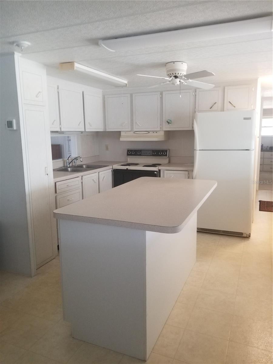 11211 101ST WAY #123, LARGO, FL, 33773