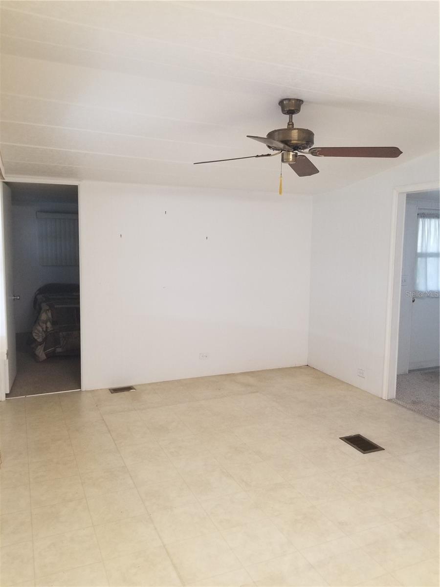 11211 101ST WAY #123, LARGO, FL, 33773