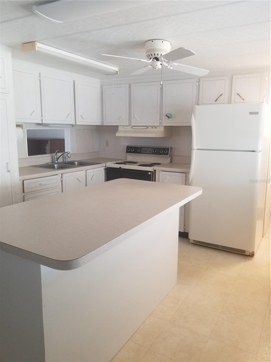 11211 101ST WAY #123, LARGO, FL, 33773