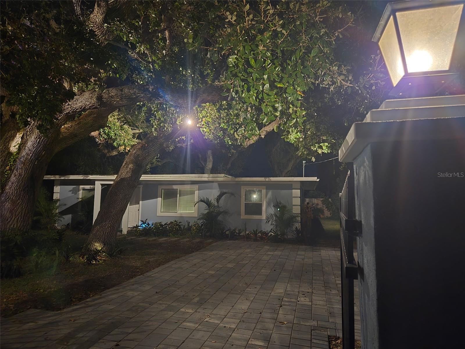 1112 SUNSET AVE, NOKOMIS, FL, 34275