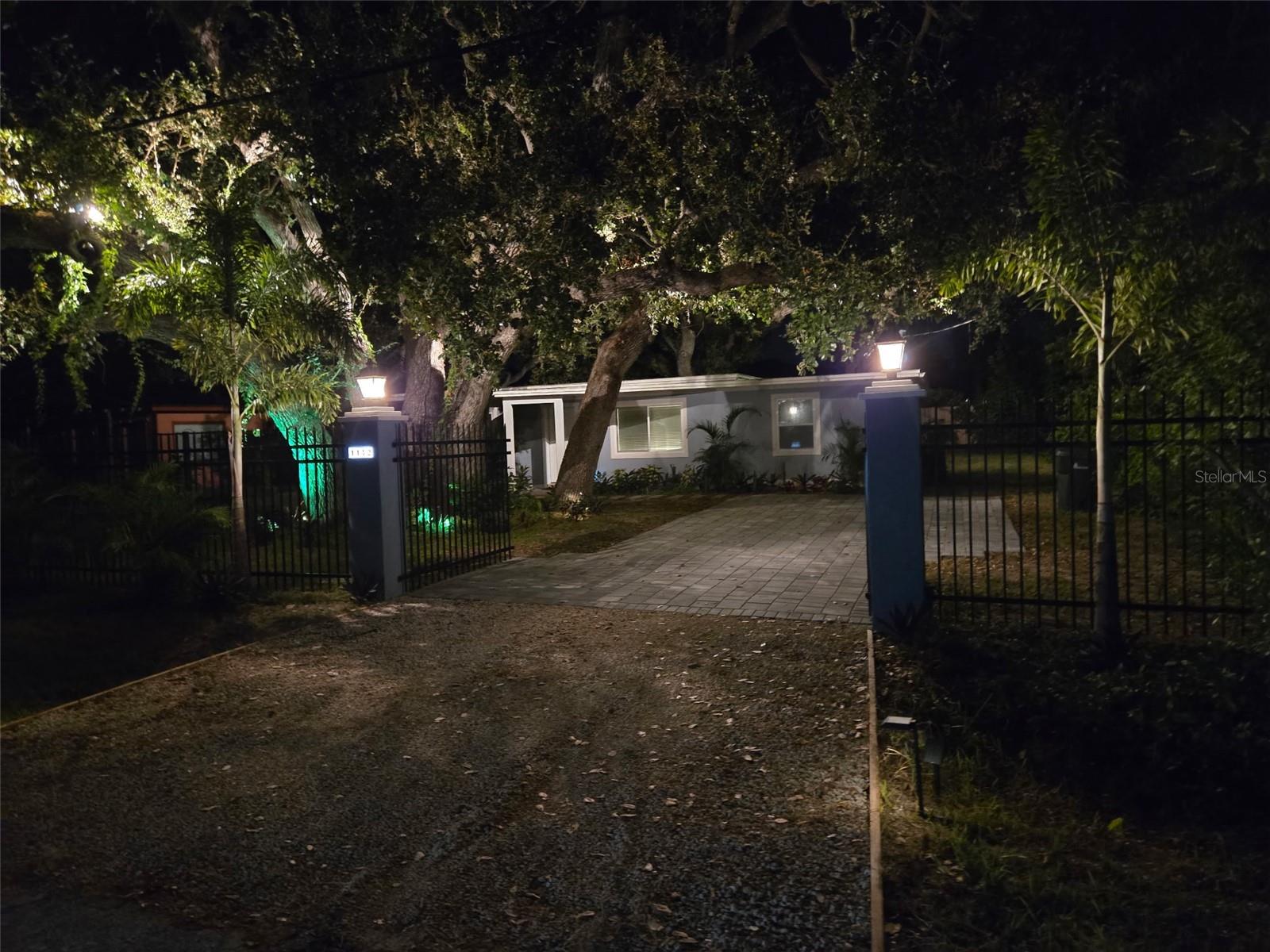 1112 SUNSET AVE, NOKOMIS, FL, 34275