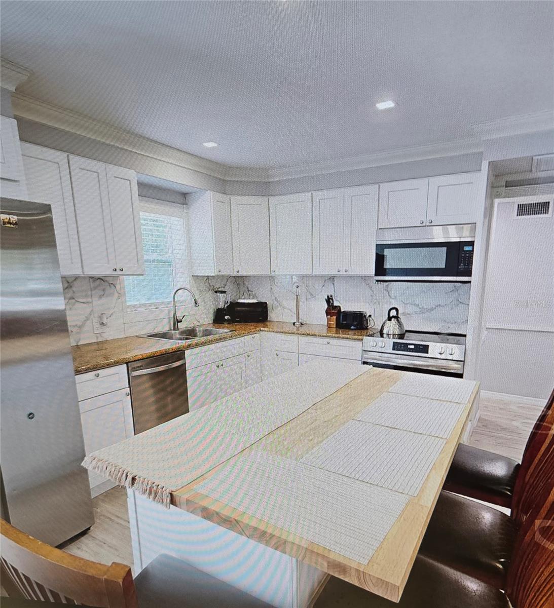 1112 SUNSET AVE, NOKOMIS, FL, 34275