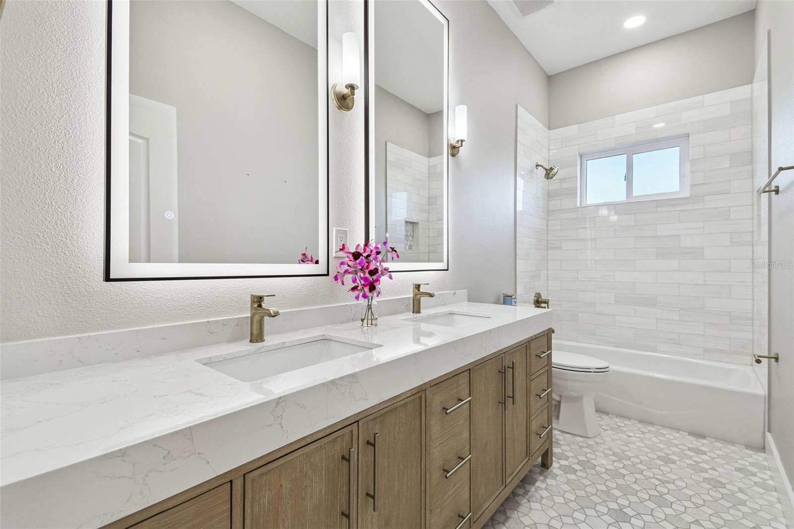 Newly renovated guest bath