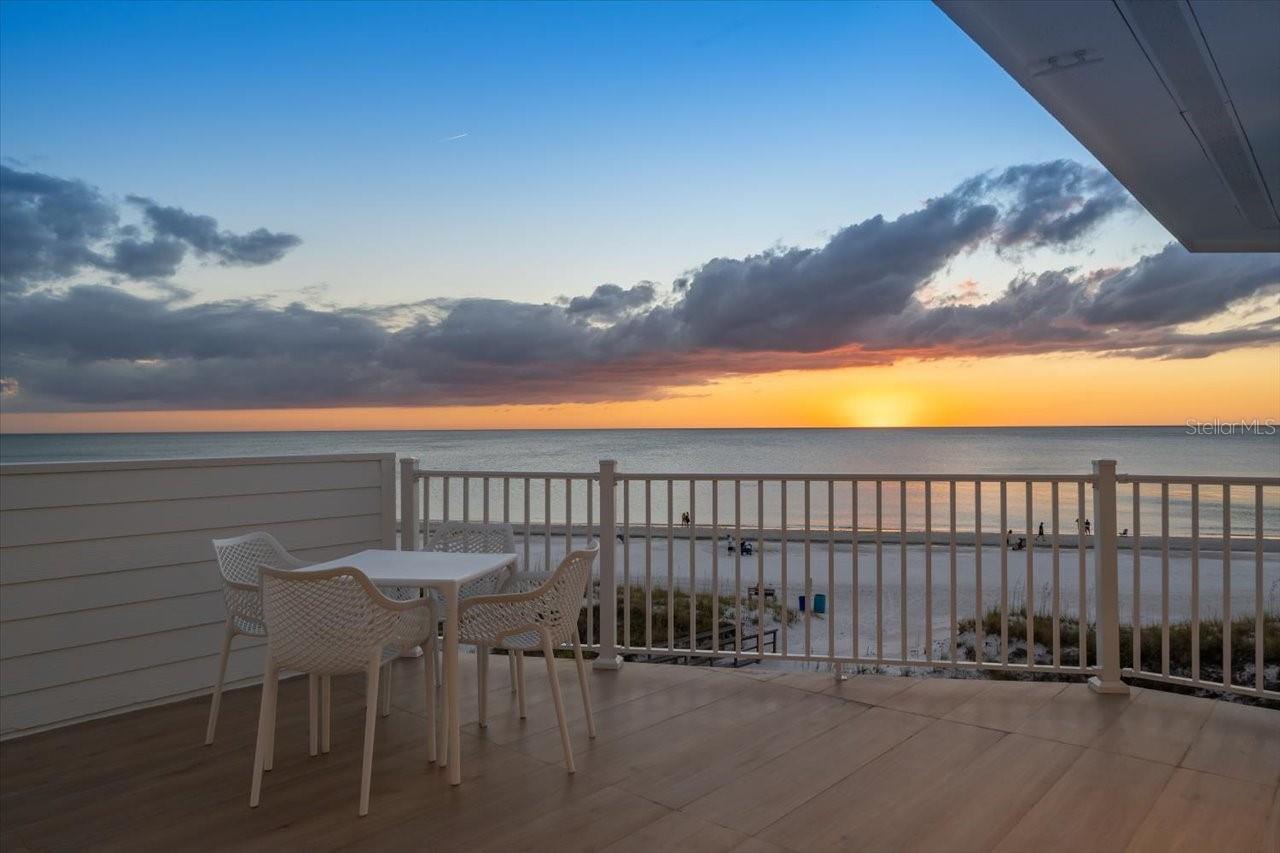 17852 LEE AVE, REDINGTON SHORES, FL, 33708