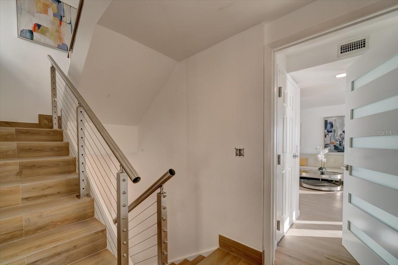 17852 LEE AVE, REDINGTON SHORES, FL, 33708