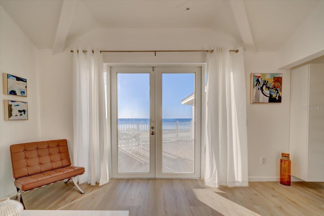 17852 LEE AVE, REDINGTON SHORES, FL, 33708