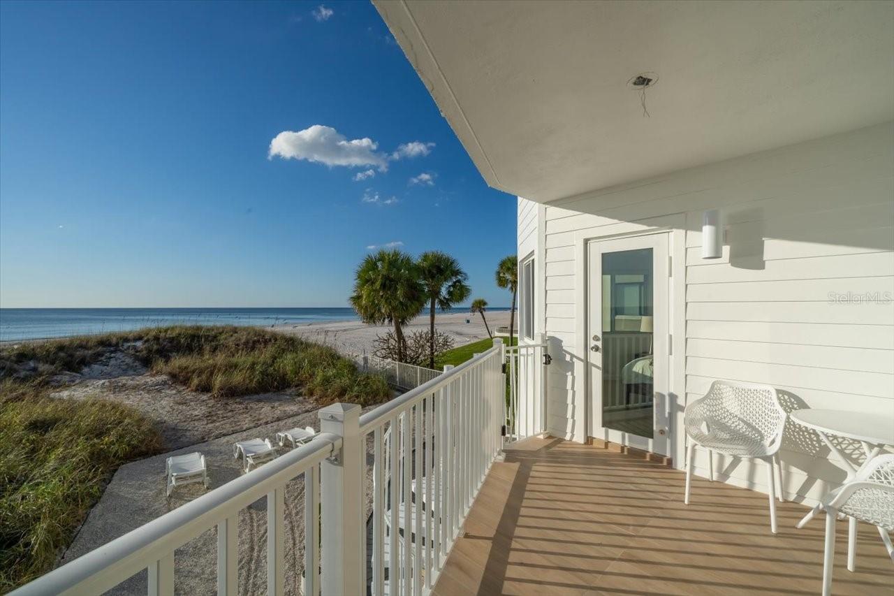 17852 LEE AVE, REDINGTON SHORES, FL, 33708