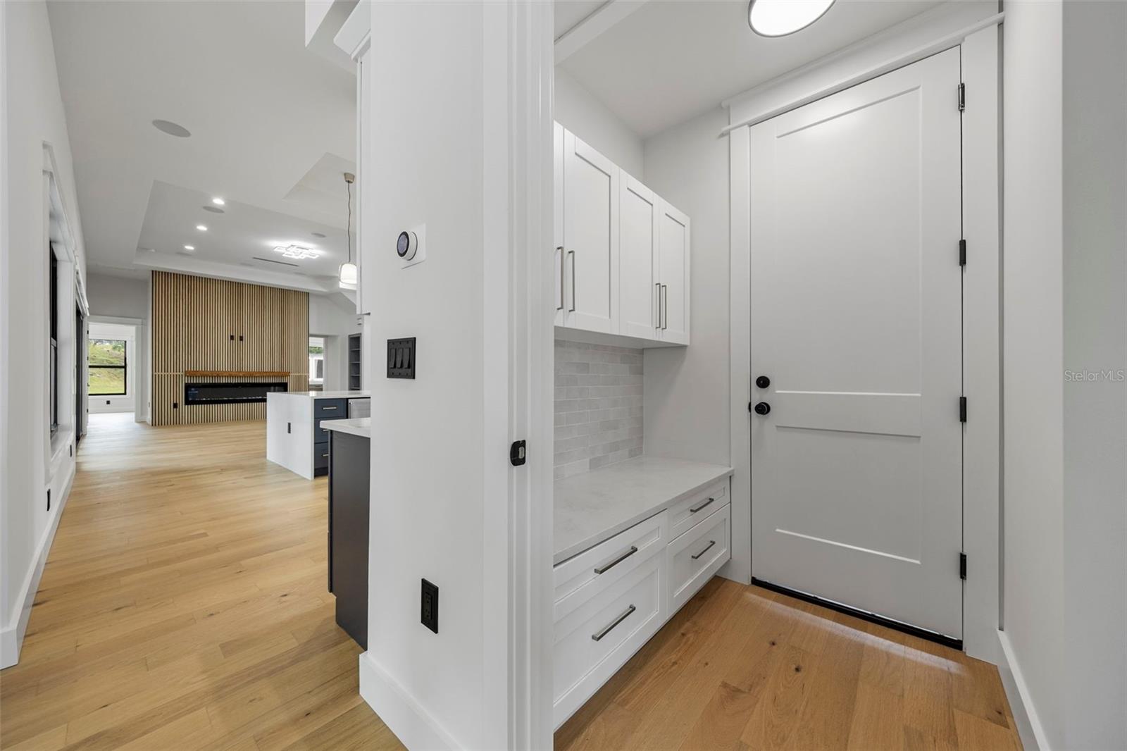 TB8437041 Property Photo