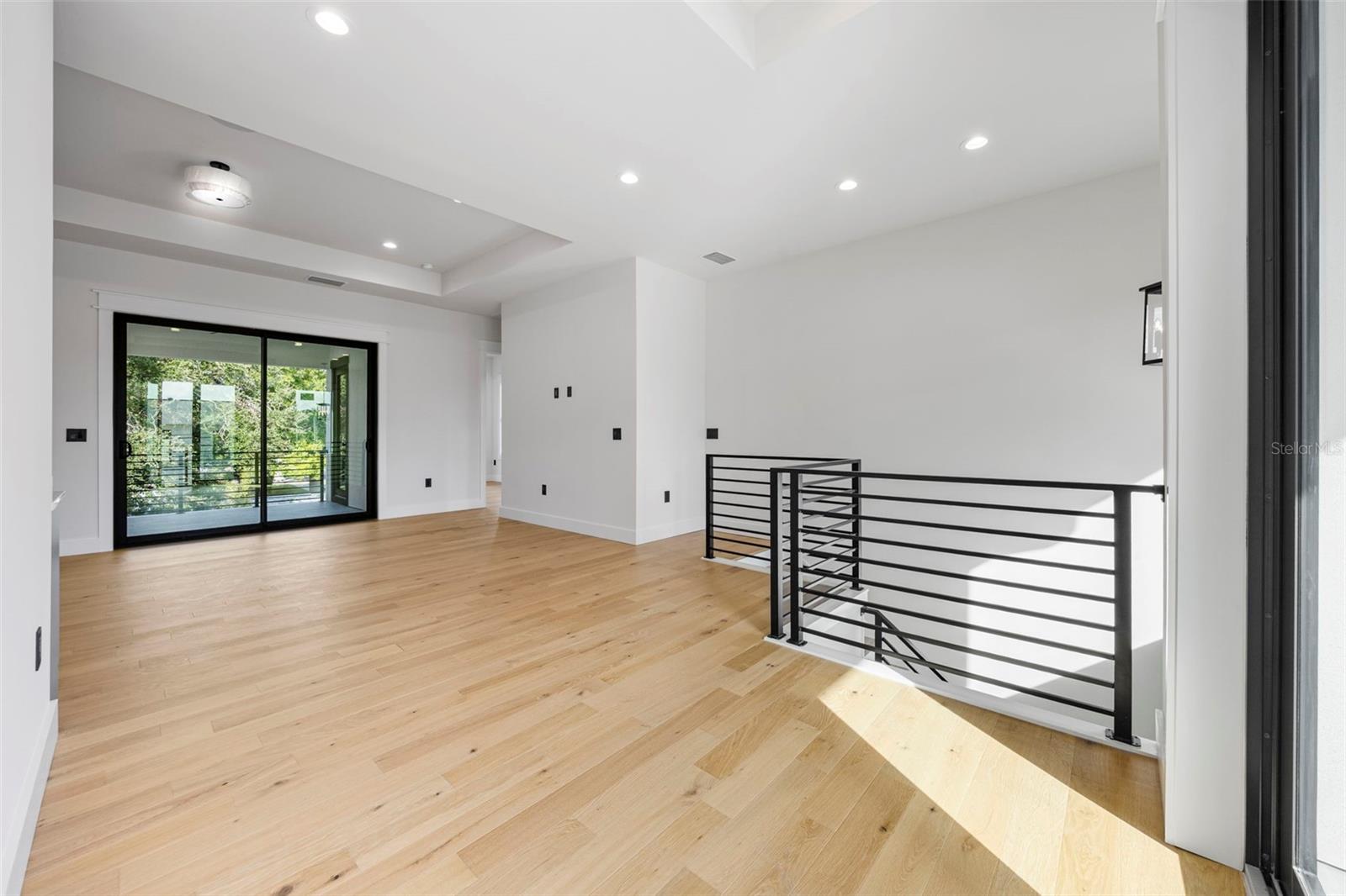 TB8437041 Property Photo