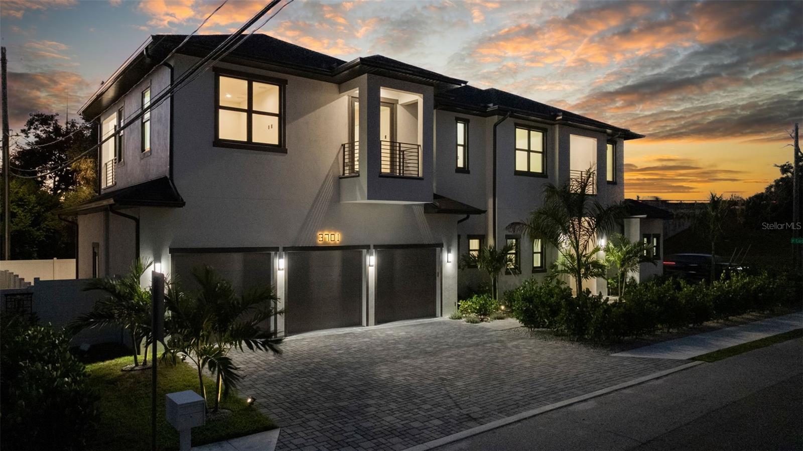 TB8437041 Property Photo