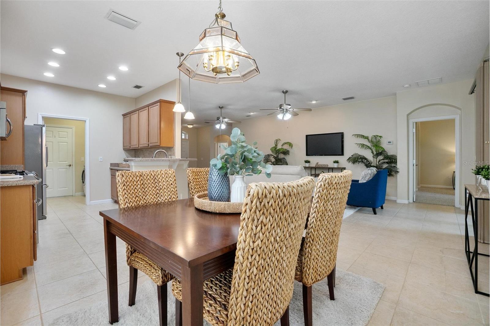 1381 HAZELDENE MNR, DELAND, FL, 32724