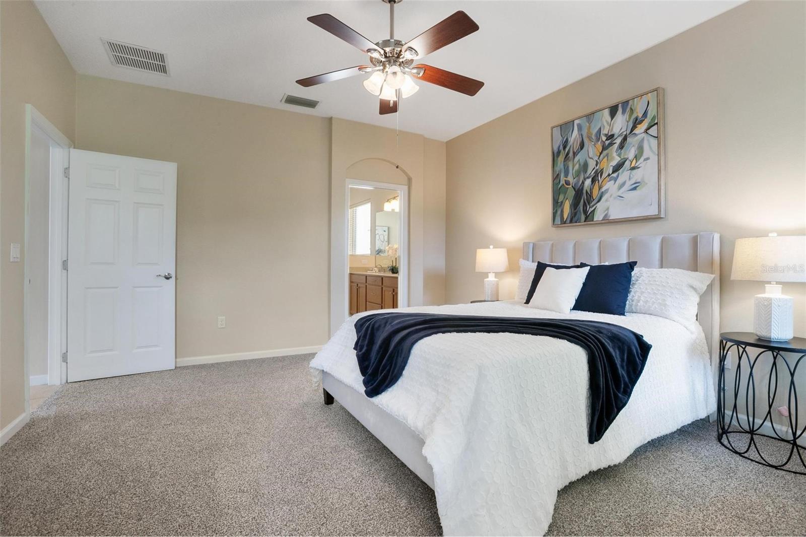 1381 HAZELDENE MNR, DELAND, FL, 32724