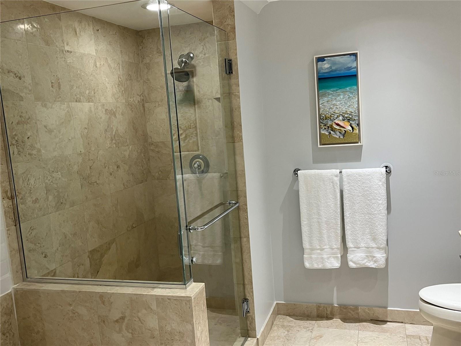 A4668214 Property Photo