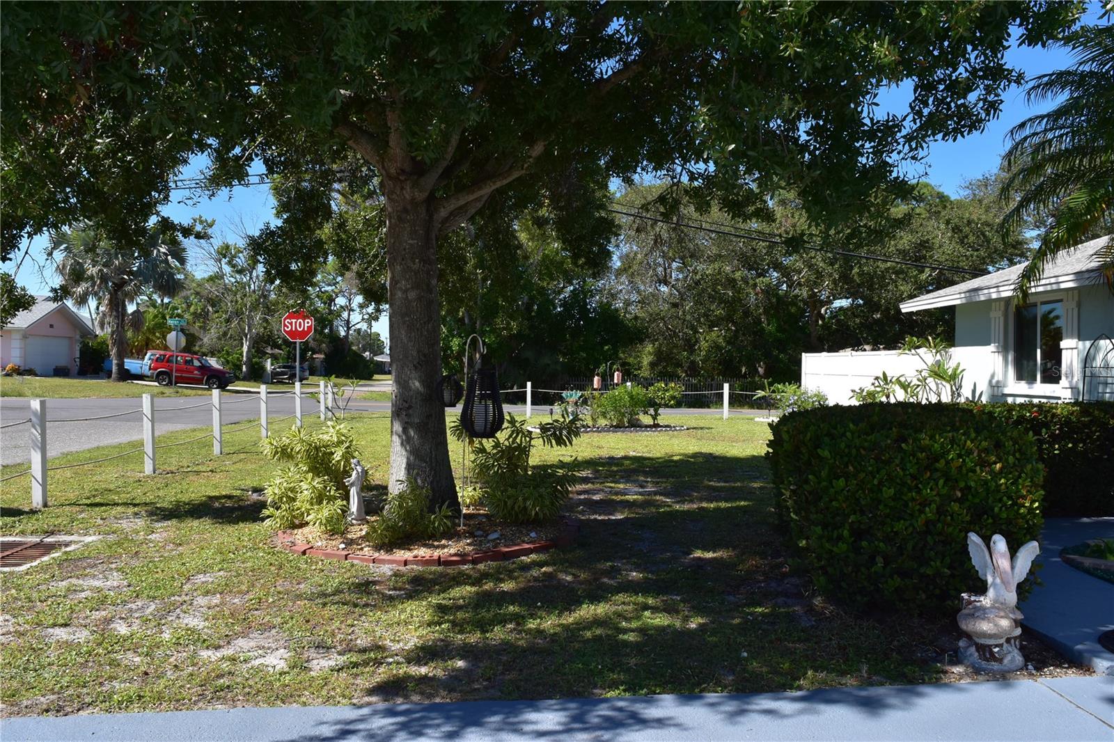 1046 ROYAL RD, VENICE, FL, 34293