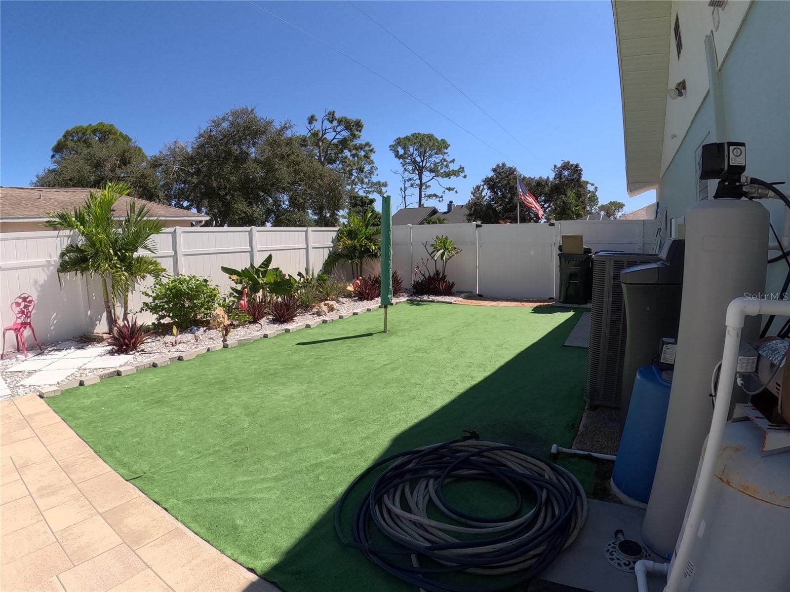 1046 ROYAL RD, VENICE, FL, 34293