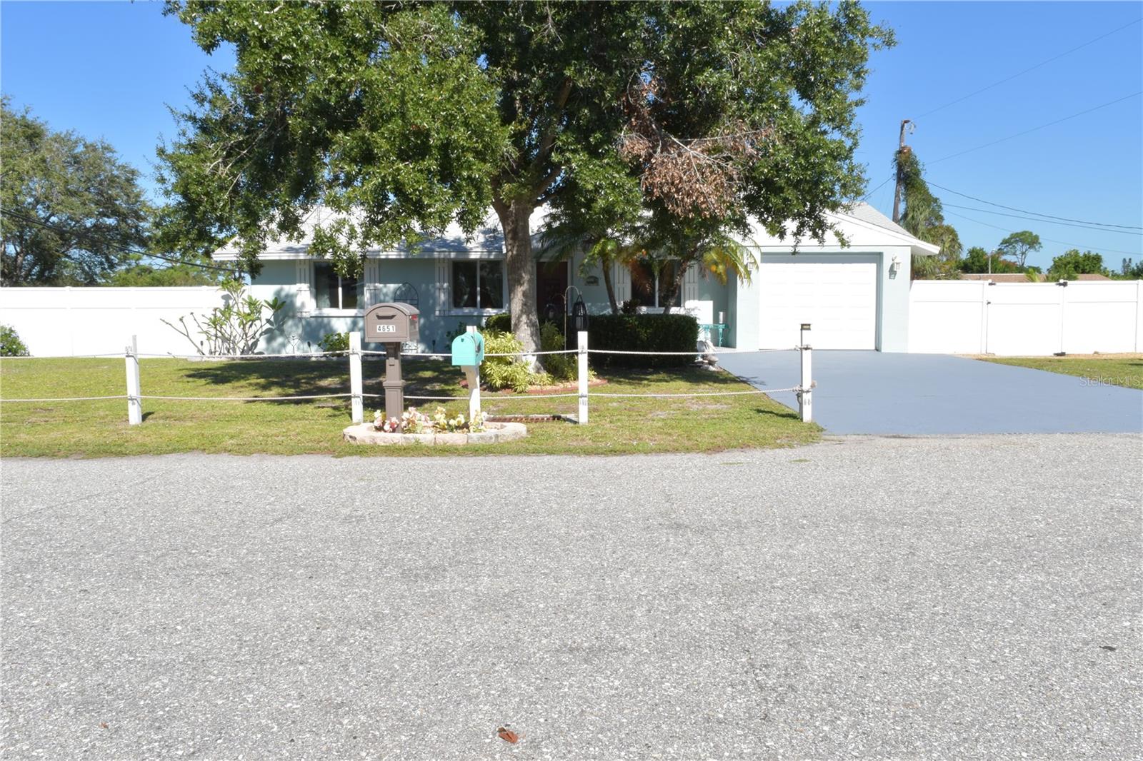 1046 ROYAL RD, VENICE, FL, 34293