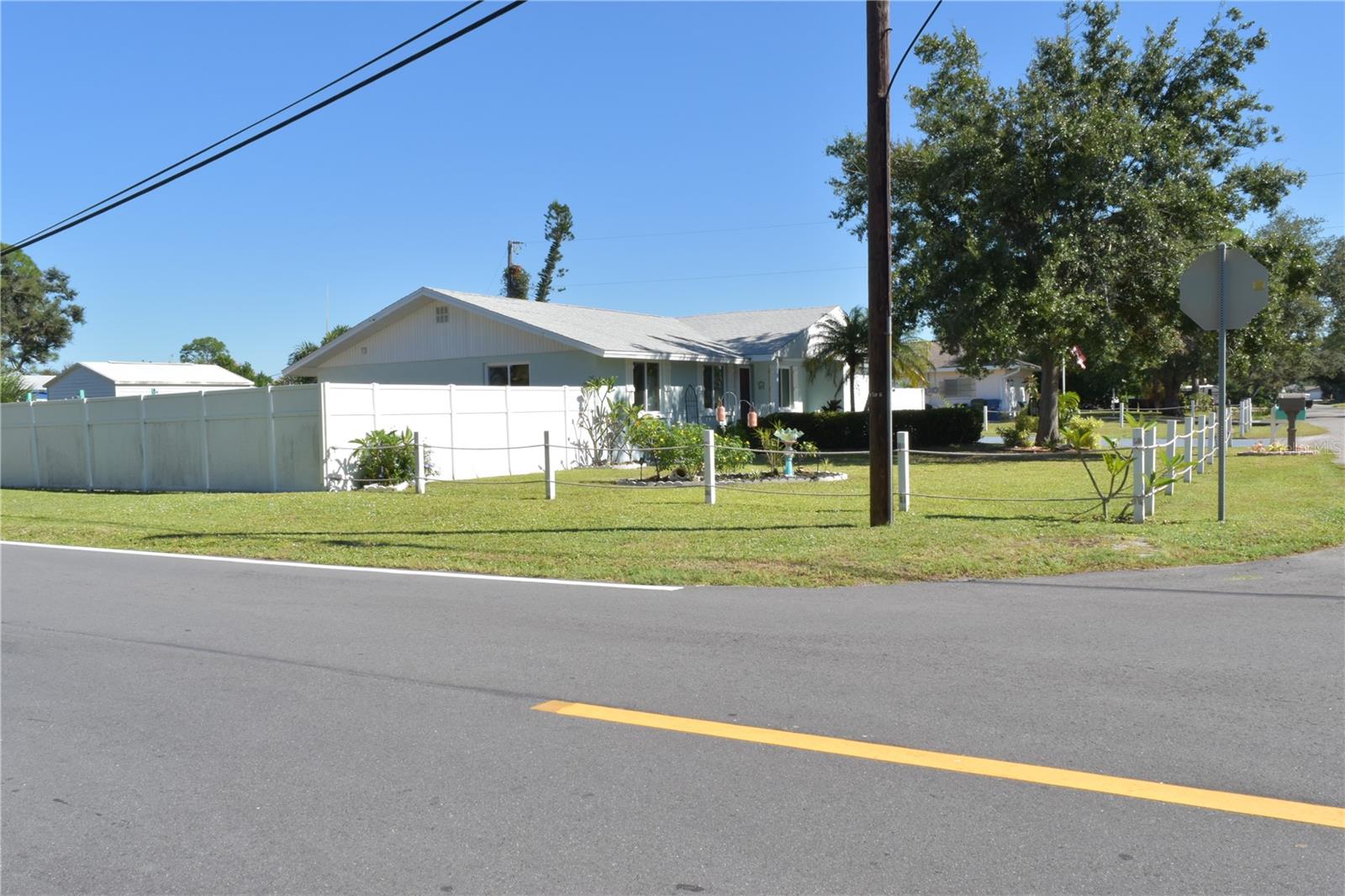 1046 ROYAL RD, VENICE, FL, 34293