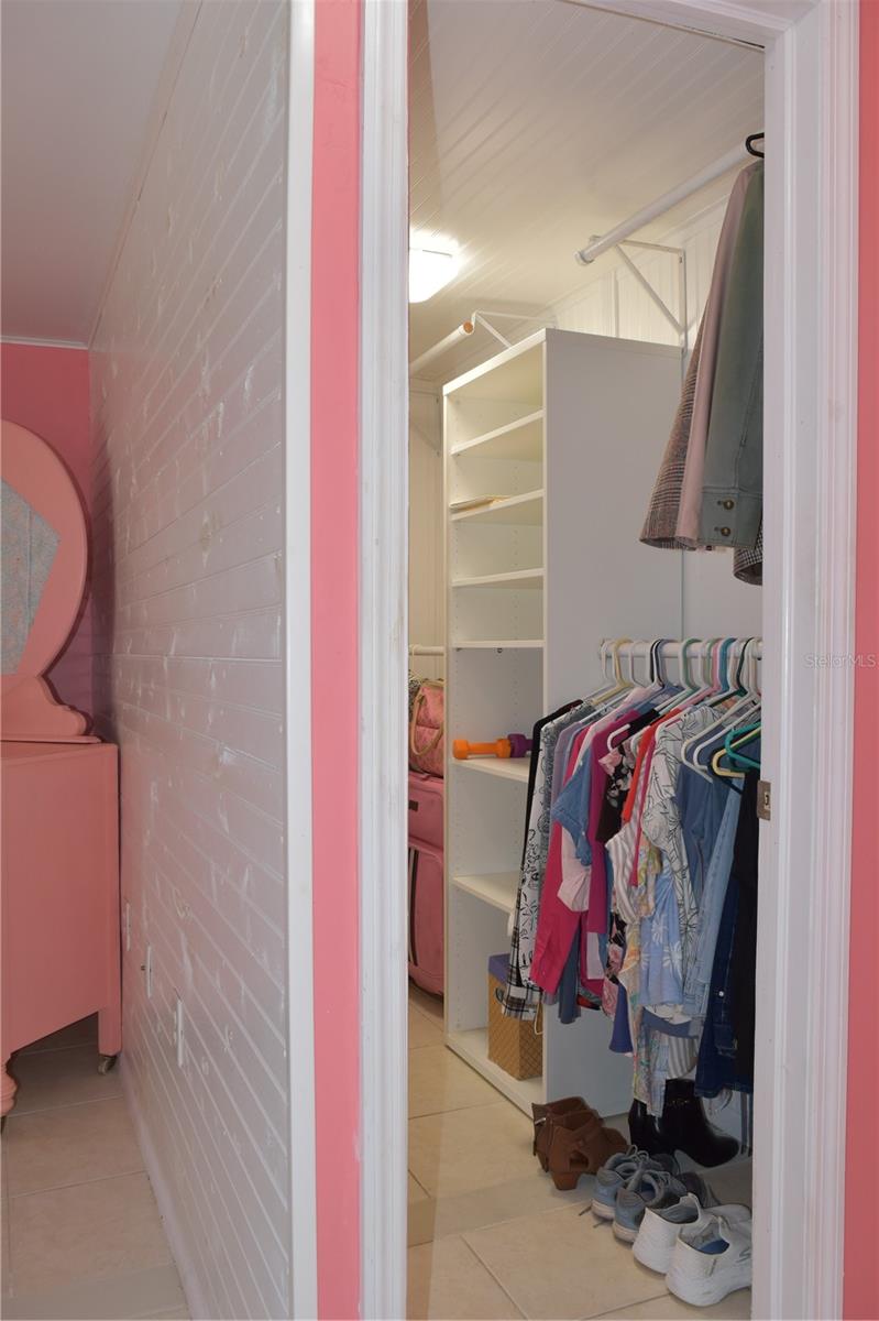 1046 ROYAL RD, VENICE, FL, 34293