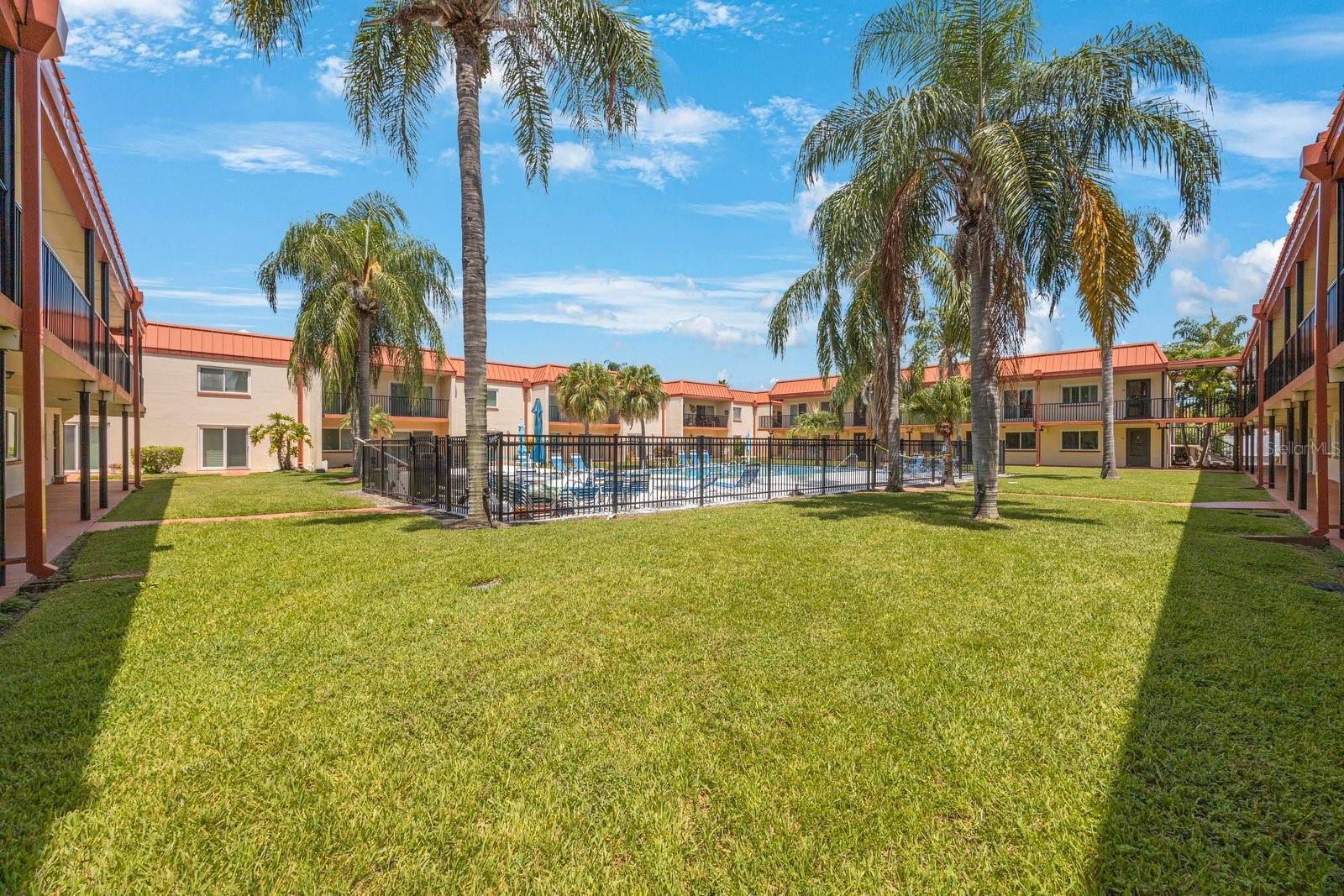 10369 PARADISE BLVD #58, TREASURE ISLAND, FL, 33706