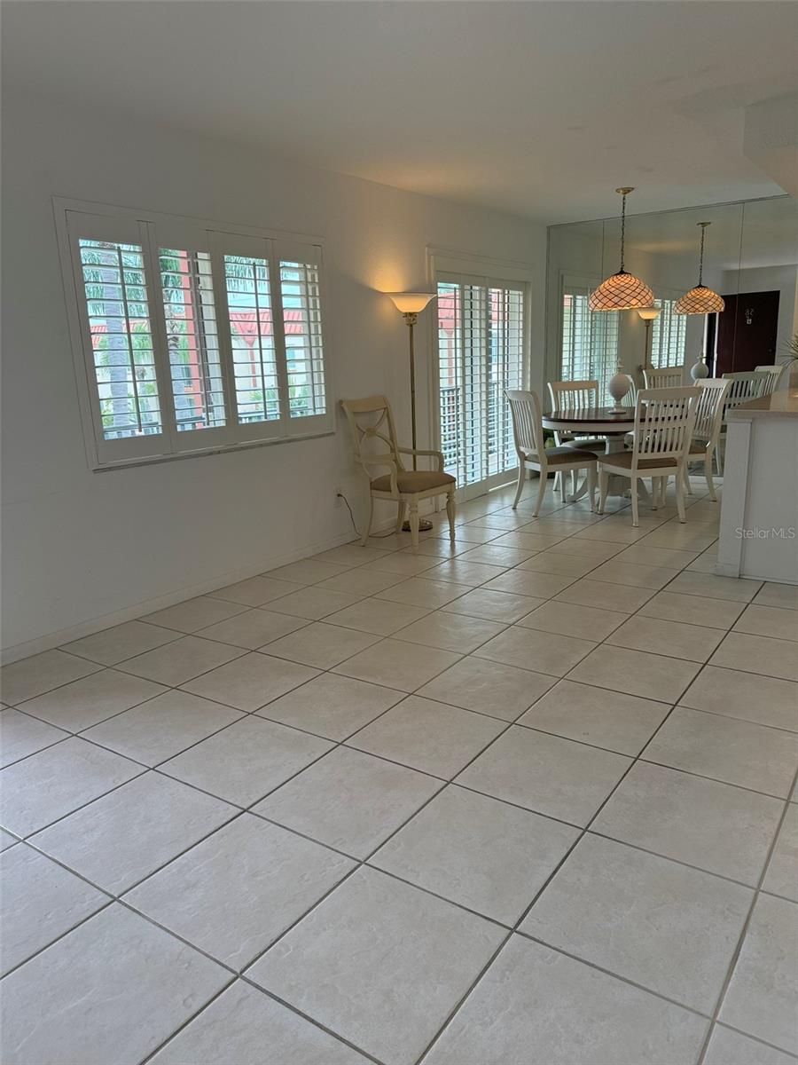 10369 PARADISE BLVD #58, TREASURE ISLAND, FL, 33706