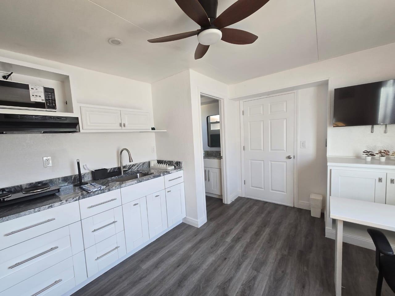 7517 BROOKHAVEN CT, TAMPA, FL, 33634