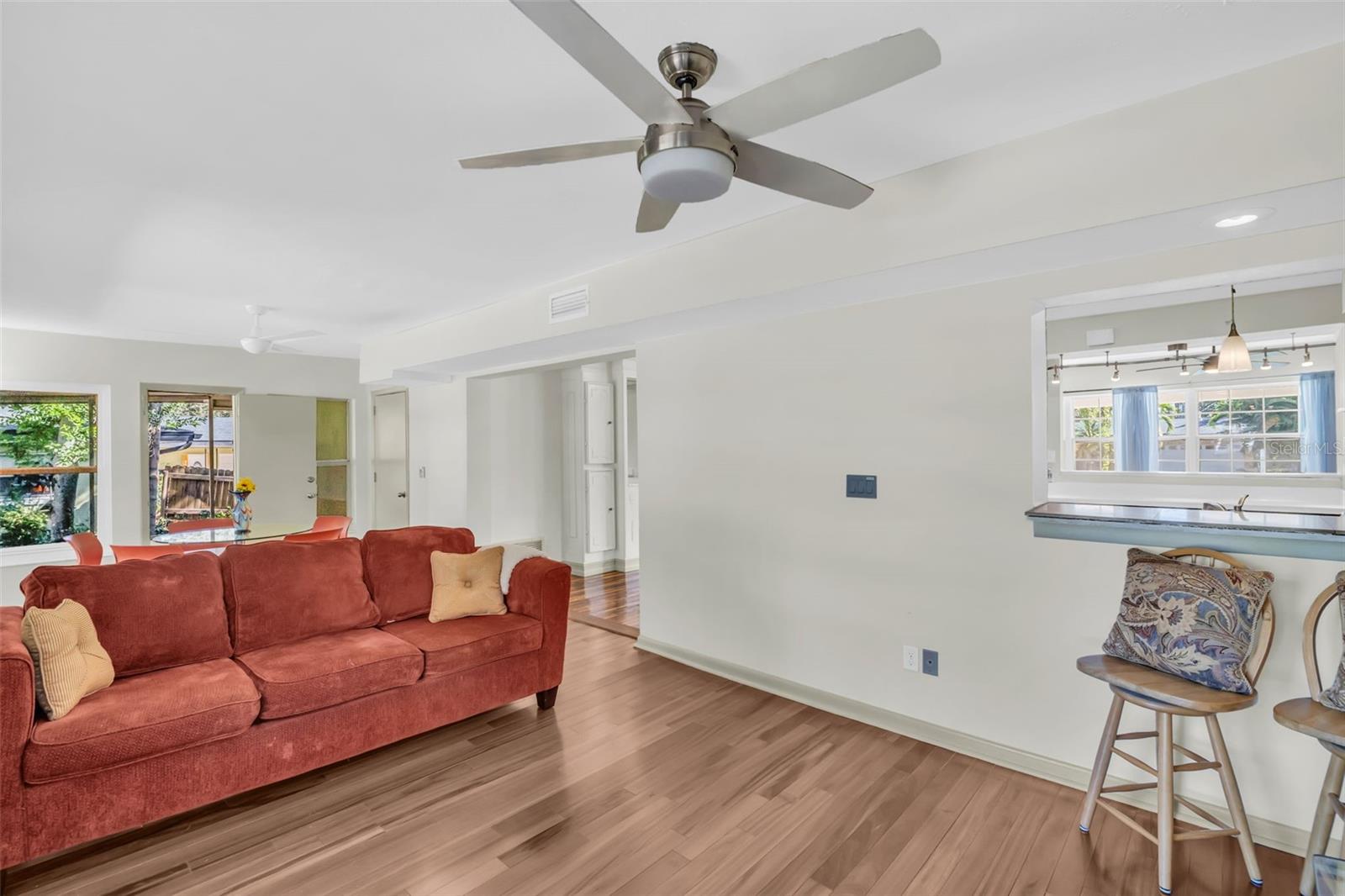 Family Rm with Kitchen Bar access