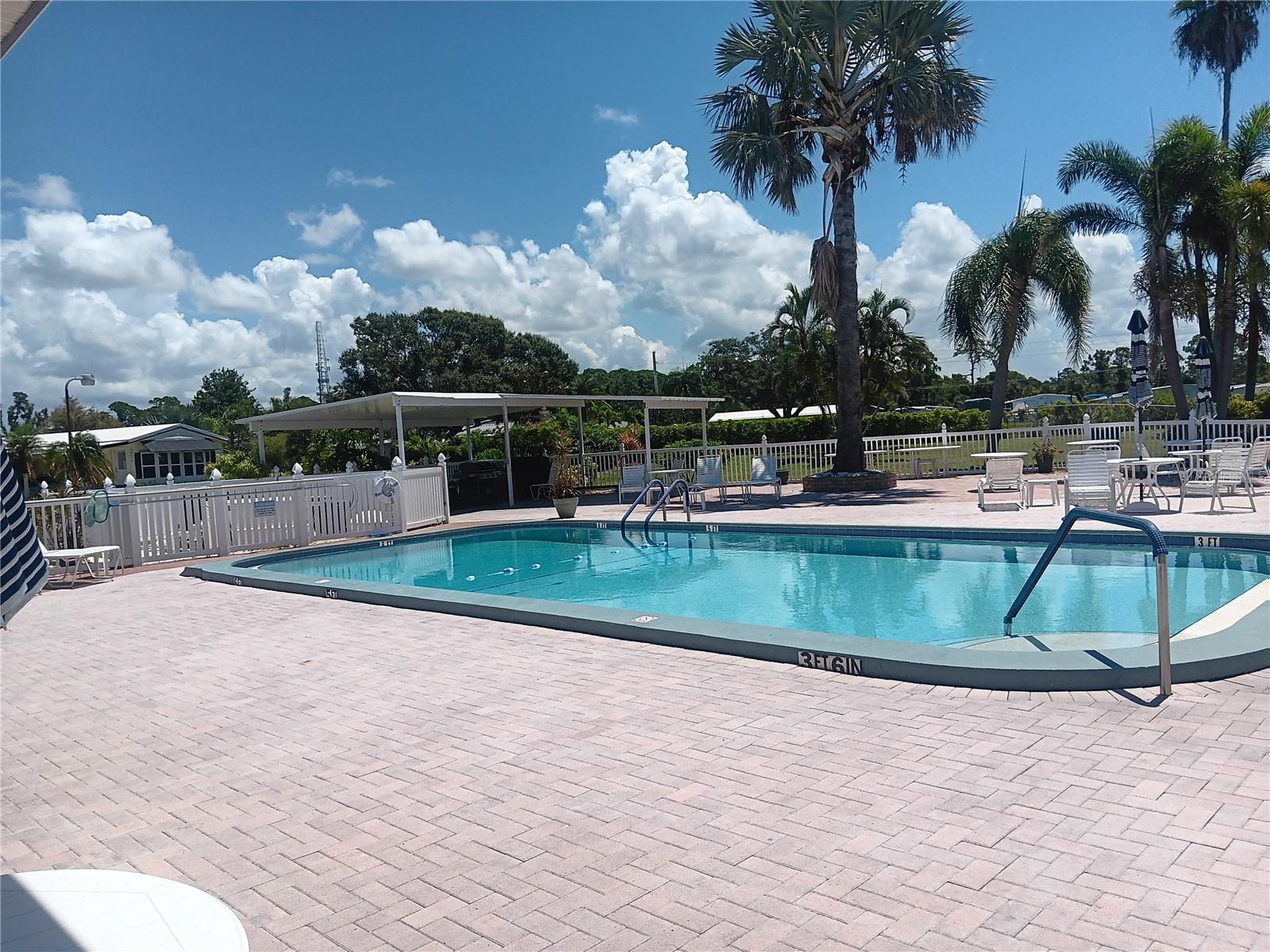 A4668240 Property Photo