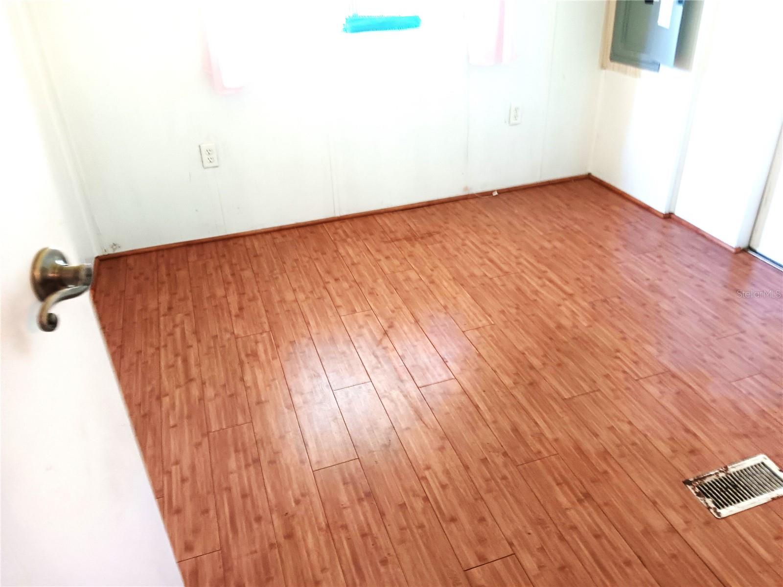 A4668240 Property Photo