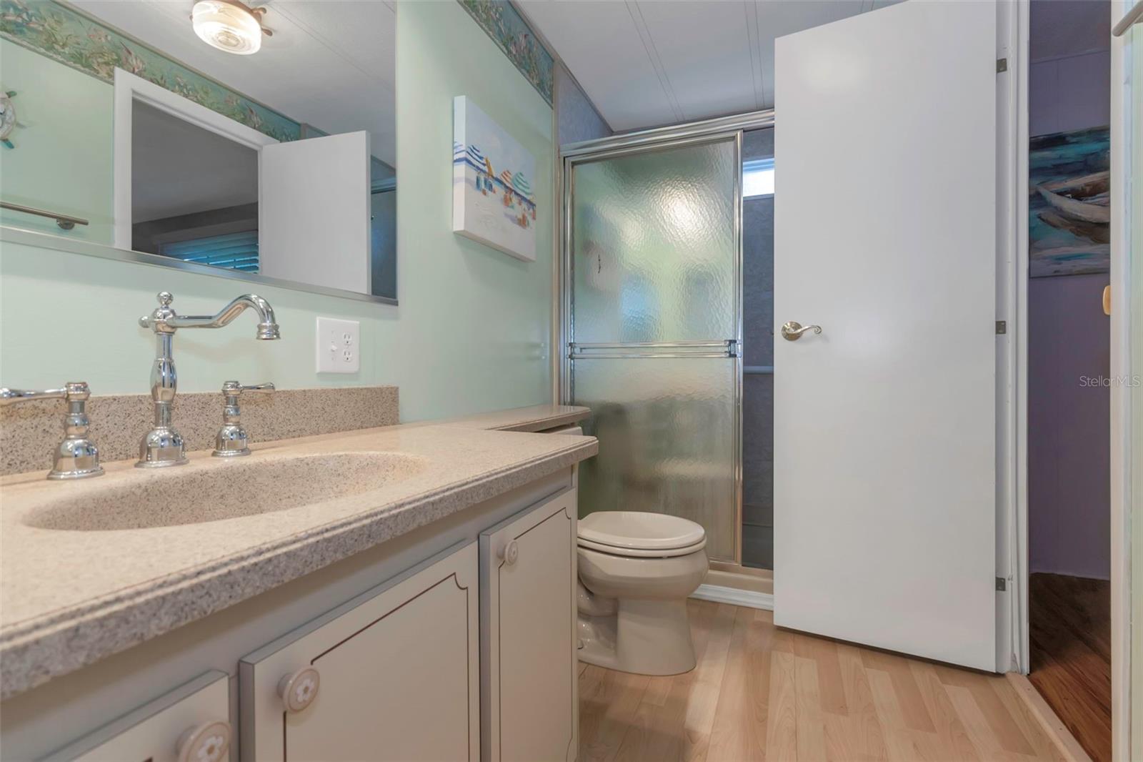 W7879832 Property Photo